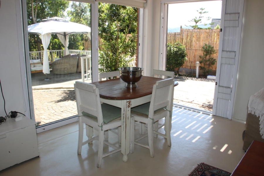 To Let 2 Bedroom Property for Rent in Rome Glen Western Cape